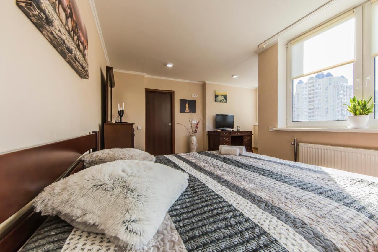 Super Comfort Flat For You Near The Metro. كييف المظهر الخارجي الصورة