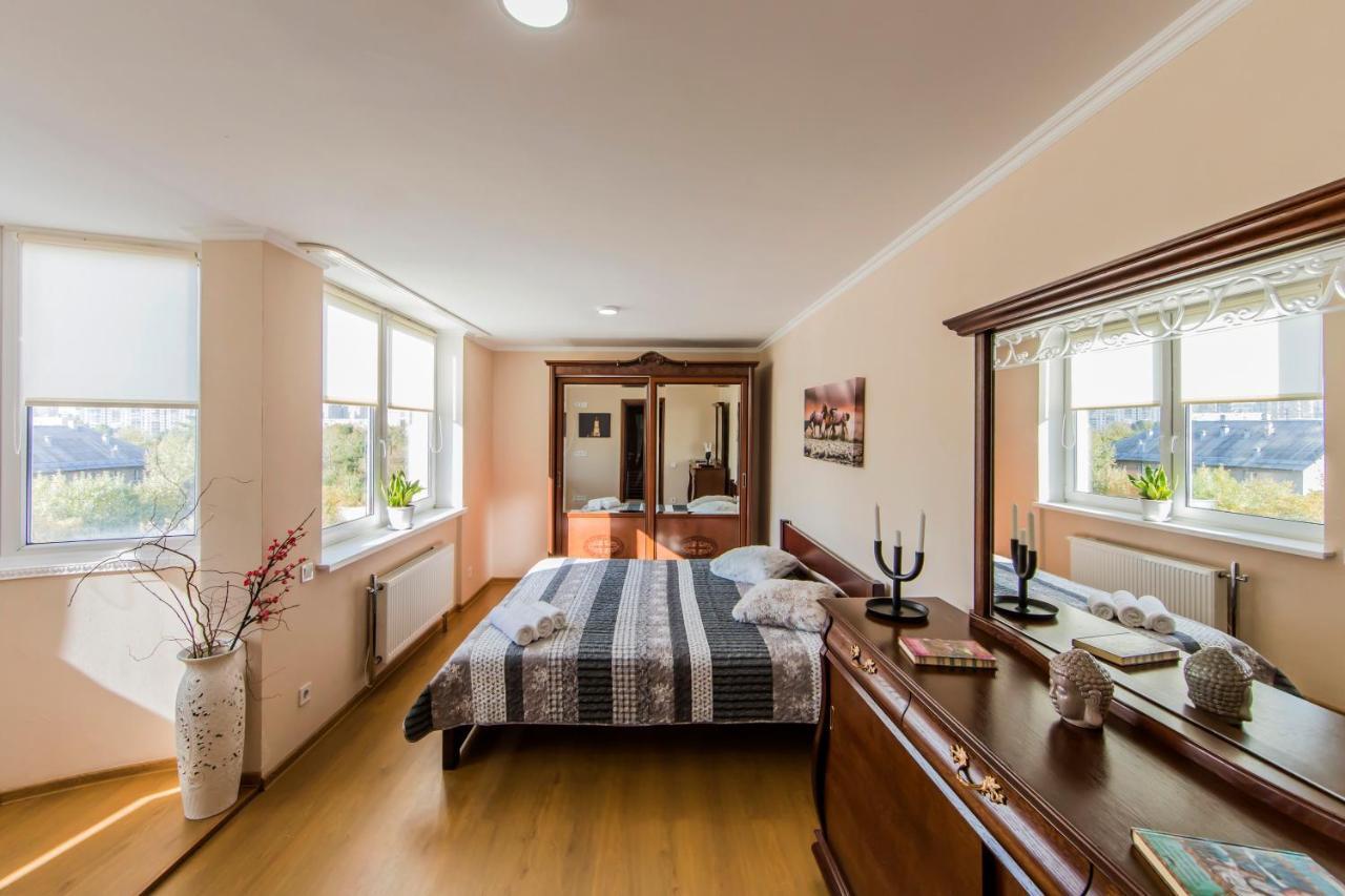Super Comfort Flat For You Near The Metro. كييف المظهر الخارجي الصورة