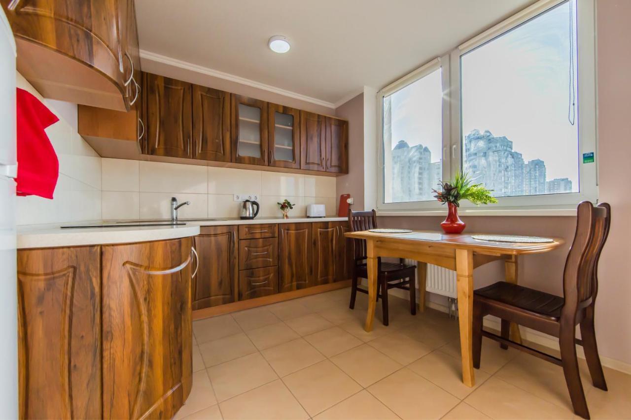 Super Comfort Flat For You Near The Metro. كييف المظهر الخارجي الصورة