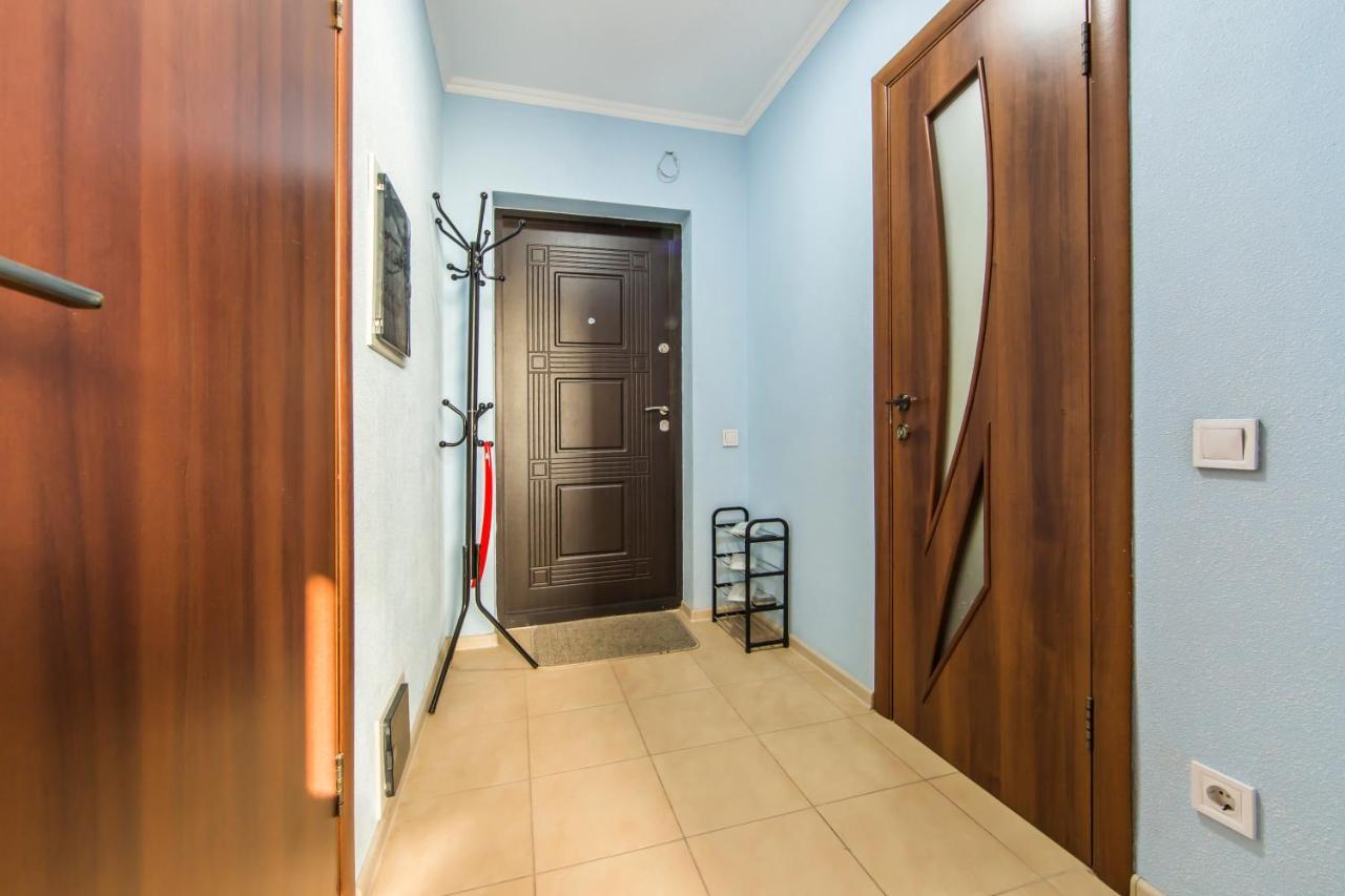 Super Comfort Flat For You Near The Metro. كييف المظهر الخارجي الصورة