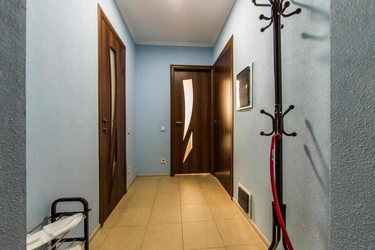 Super Comfort Flat For You Near The Metro. كييف المظهر الخارجي الصورة