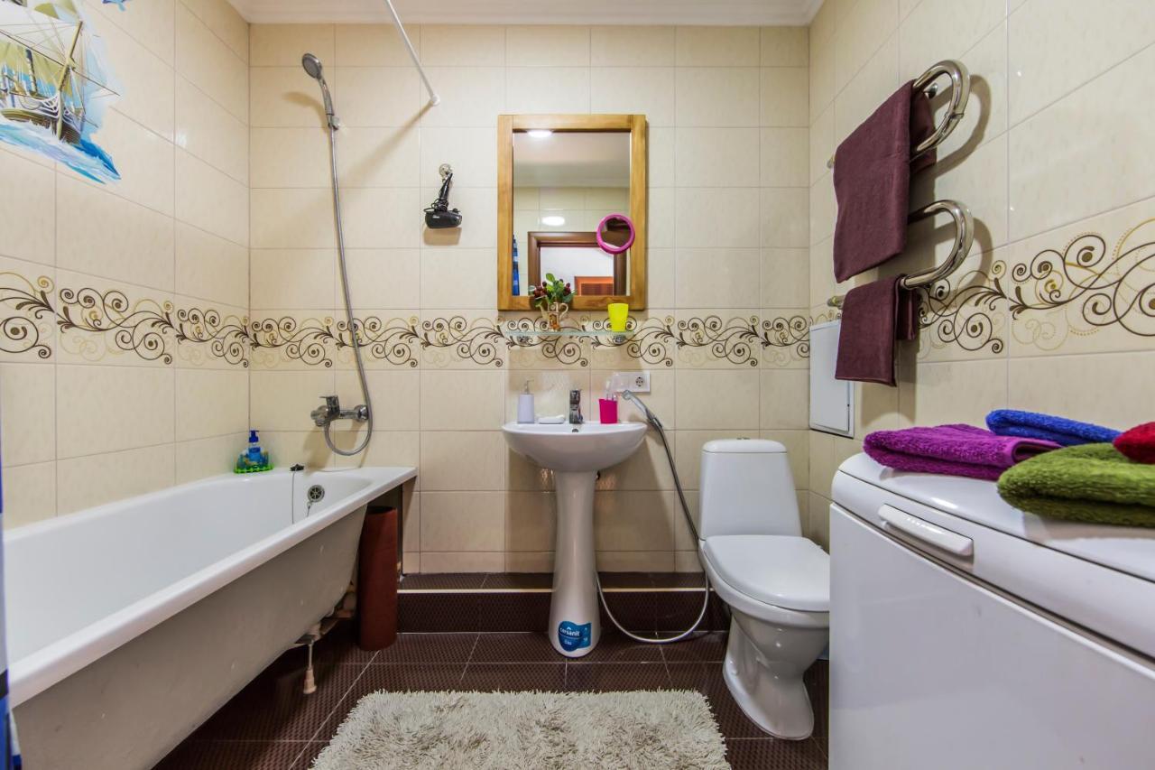 Super Comfort Flat For You Near The Metro. كييف المظهر الخارجي الصورة